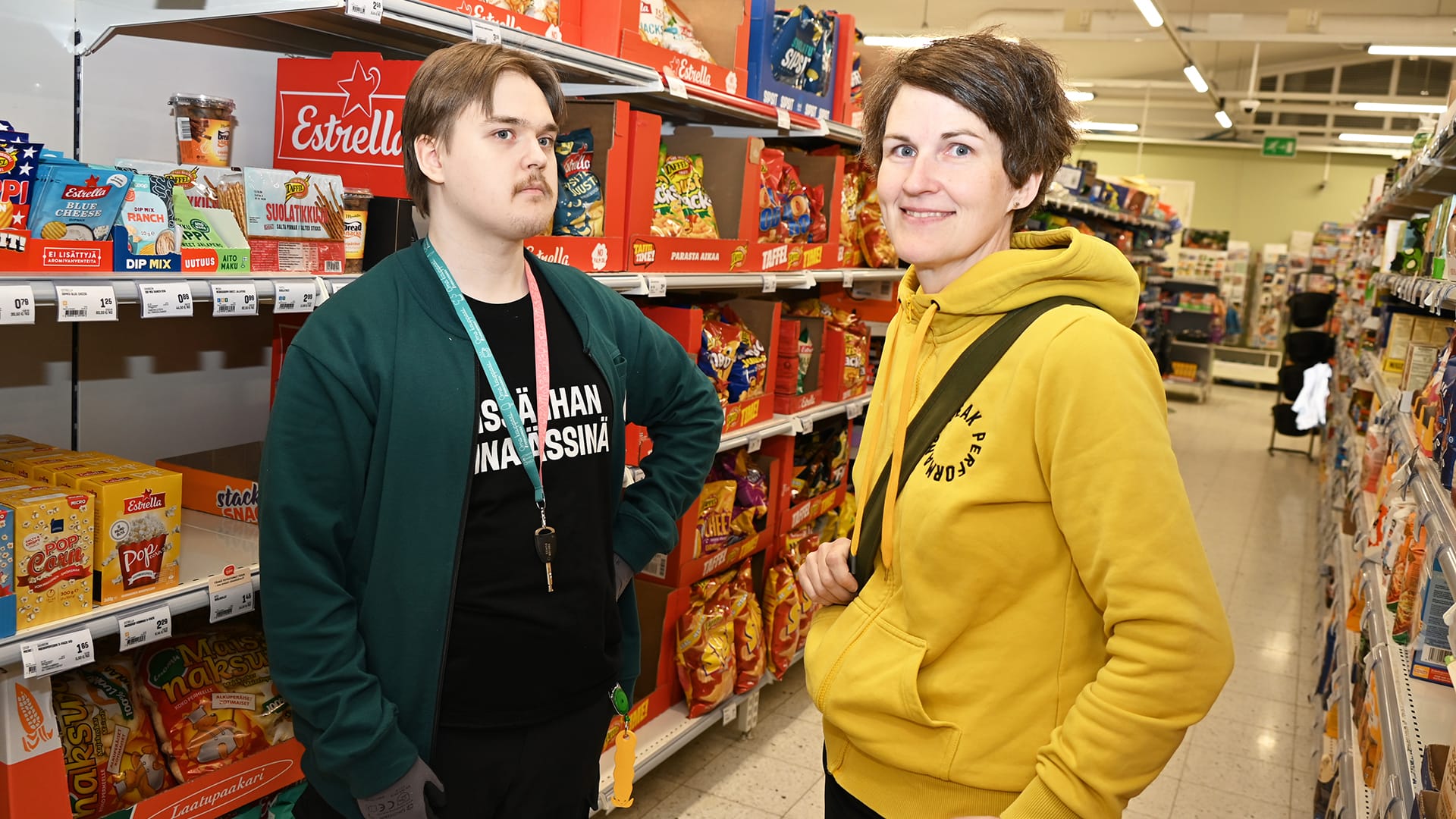 Väinö ja Jenni kaupassa