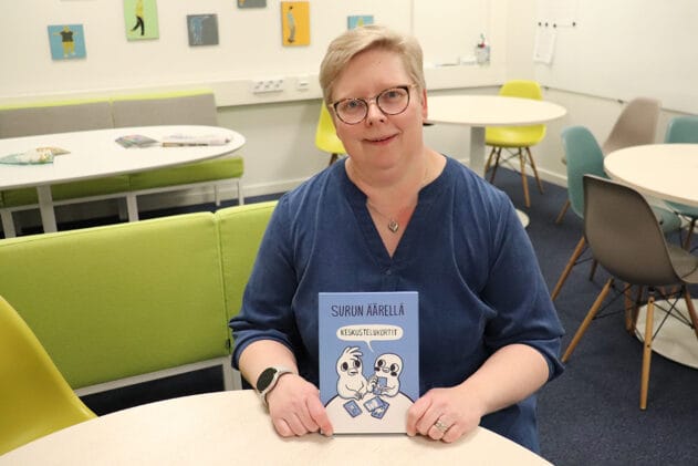 Marjo Rikkinen ja Surun äärellä -keskustelukortit